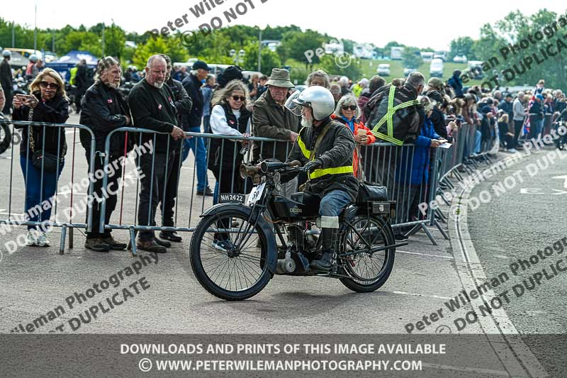 Vintage motorcycle club;eventdigitalimages;no limits trackdays;peter wileman photography;vintage motocycles;vmcc banbury run photographs